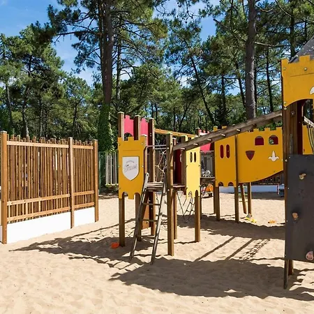 Holiday park Mobil 6/8 Personnes *